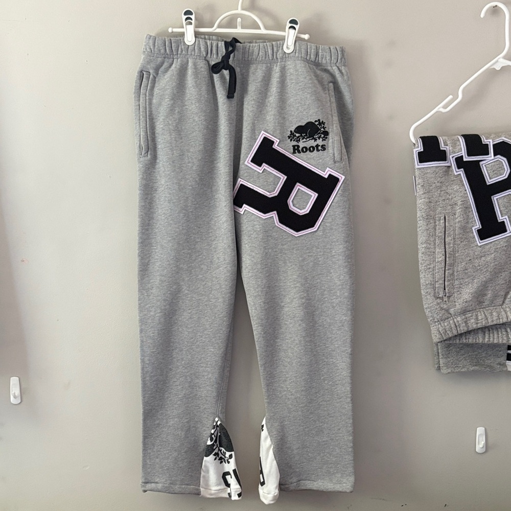 Reverse Roots WMNS (L) Reworked Joggers with ( one R ) ( 1 of 1 ) Reverse Design